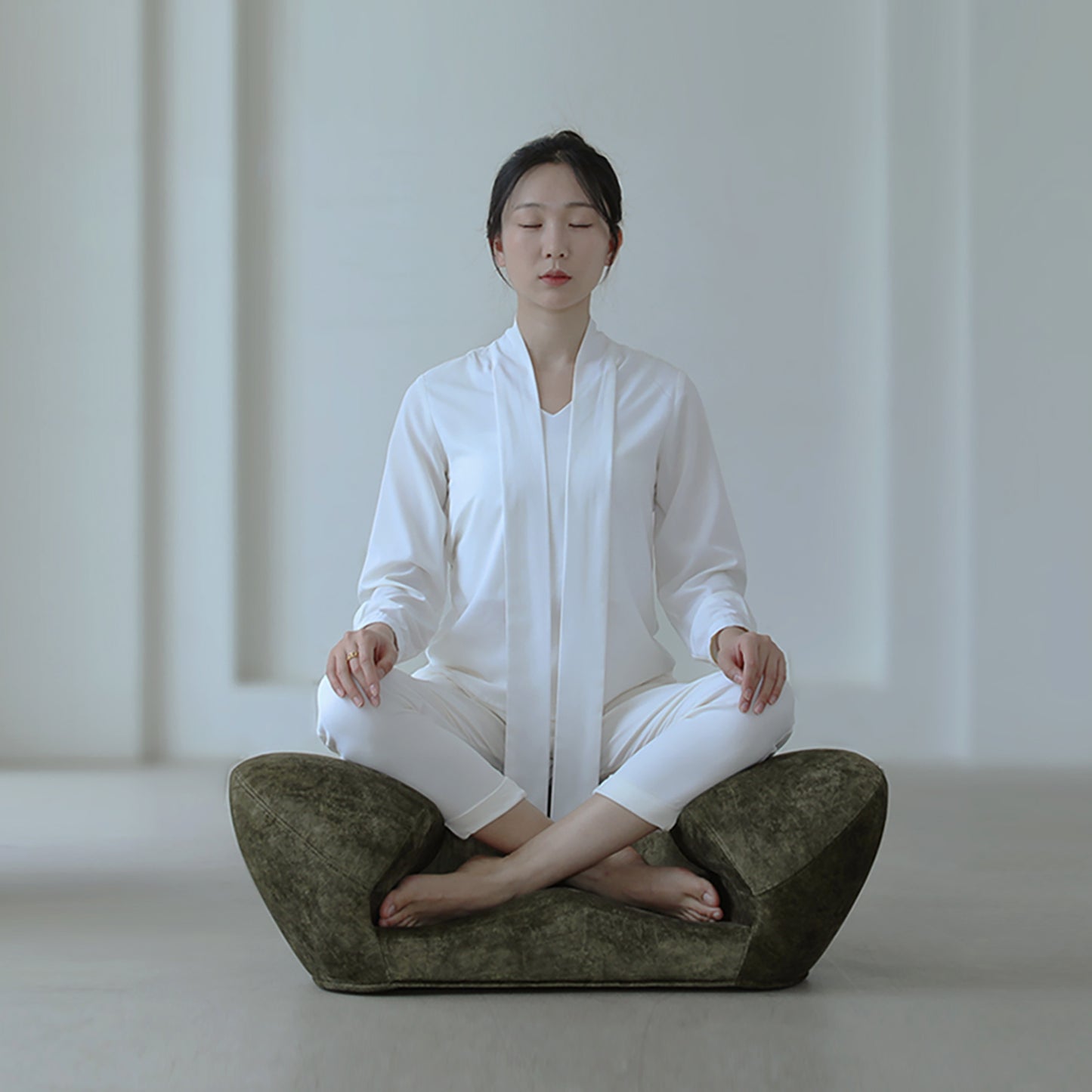 Shine Meditation Seat - Classic(Olive Green)