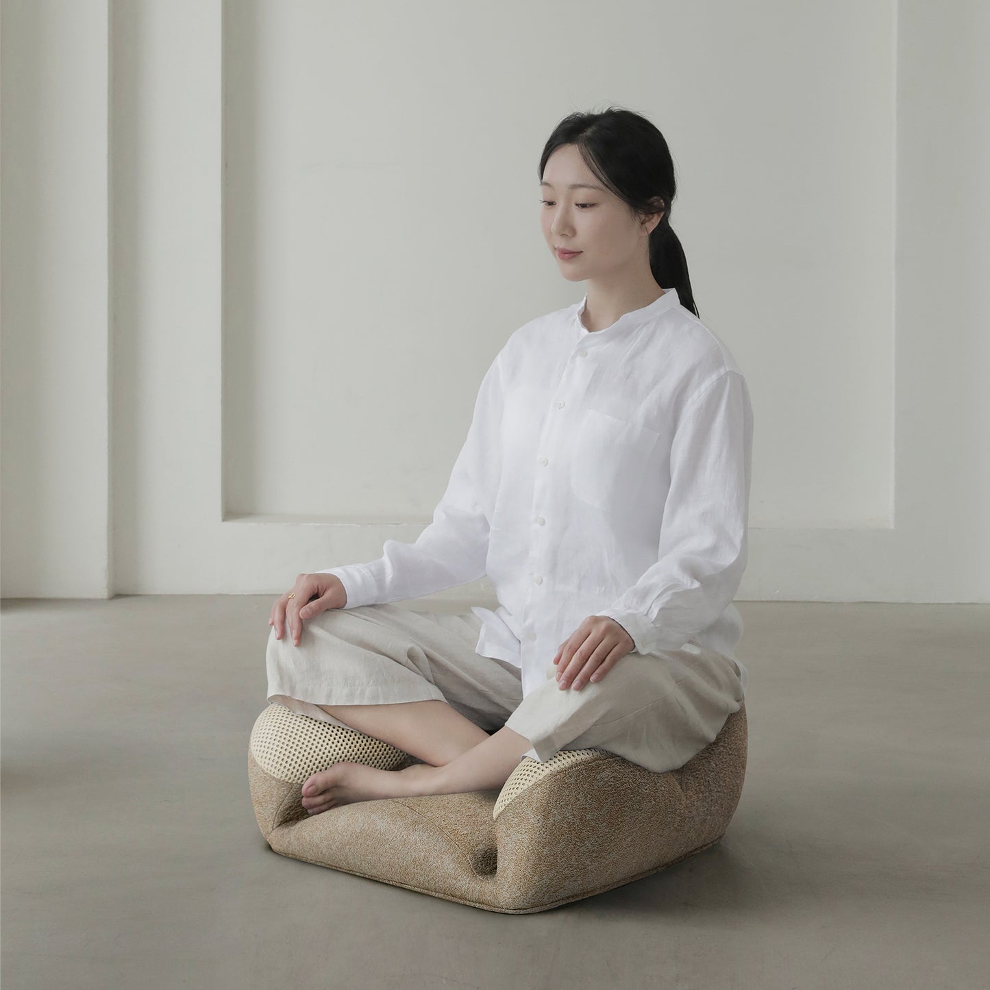 Shine Meditation Seat - Cynicism