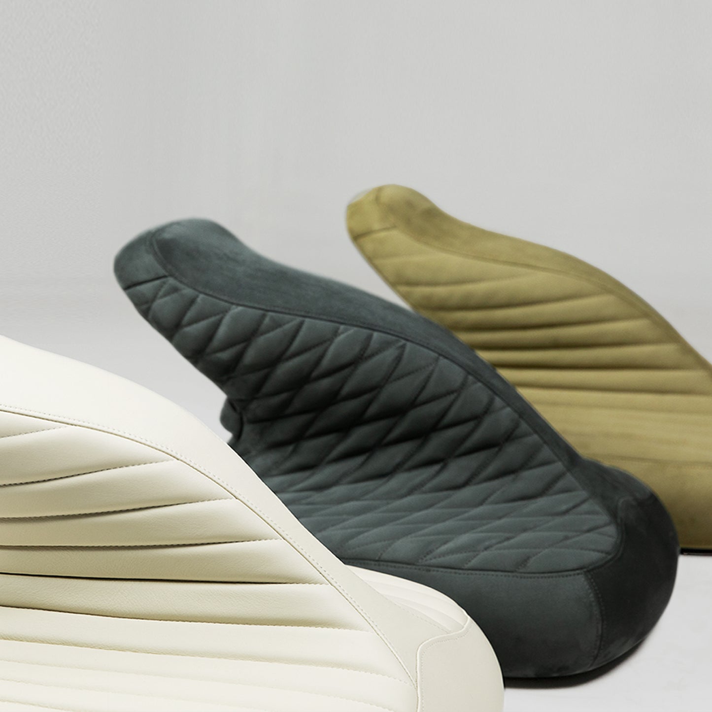 Shine Meditation Seat - kneeling (White)